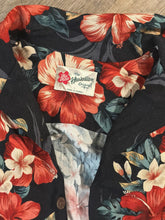 Vintage Hilo Hattie Hibiscus Plumeria Aloha Shirt (L)
